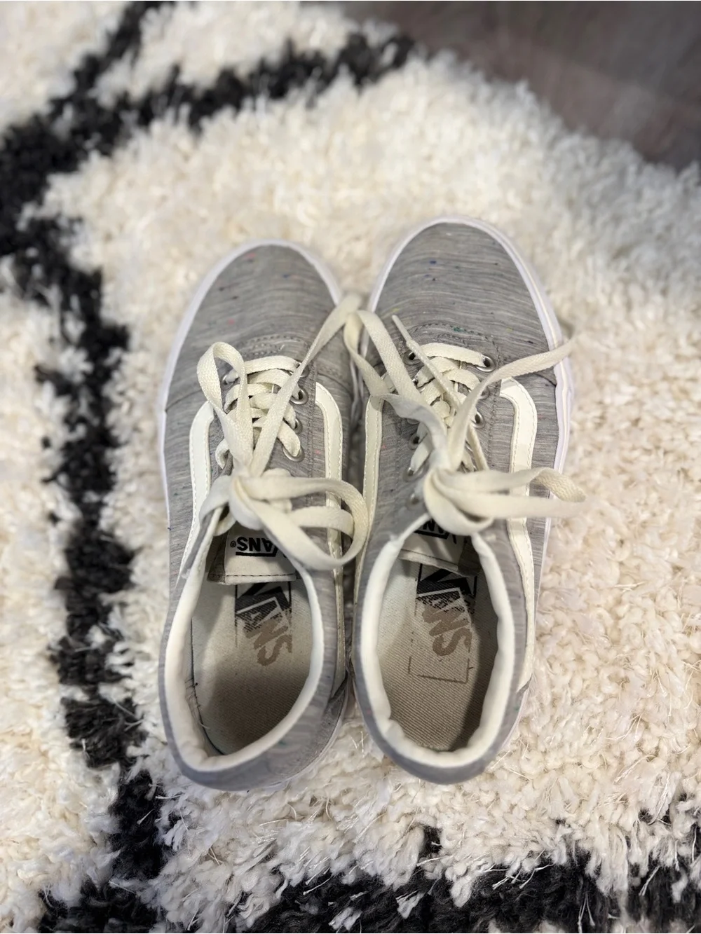 Women’s Vans Old Skool Speckled Jersey Sneakers – Size 6 – Gray/White - Picture 4 of 12